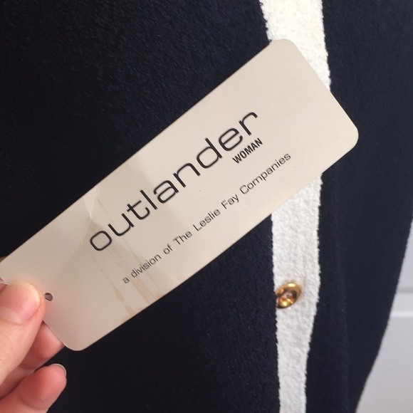 Outlander Woman Sleeveless Top in 2X - Picture 6 of 8